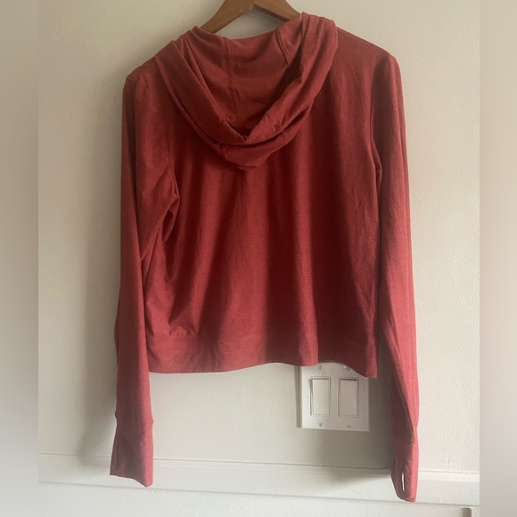 🌸 Kyodan 🌸 soft lightweight athletic sweater - Picture 2 of 9